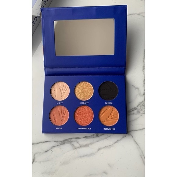 Treslúce Beauty - I Am Siempre Divina Set - Picture 3 of 9